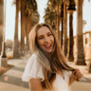 Meet your Posher, Kimberly